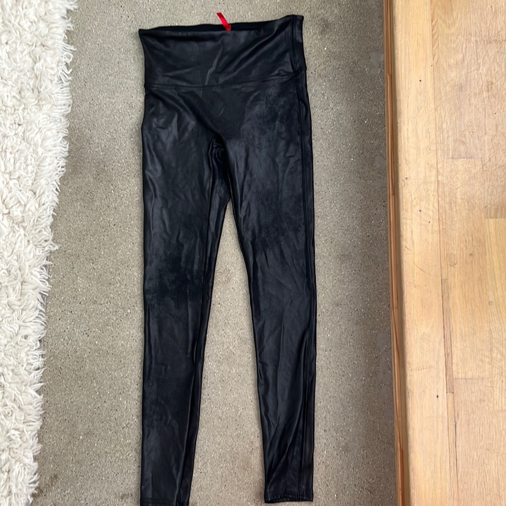 Spanx leggings medium